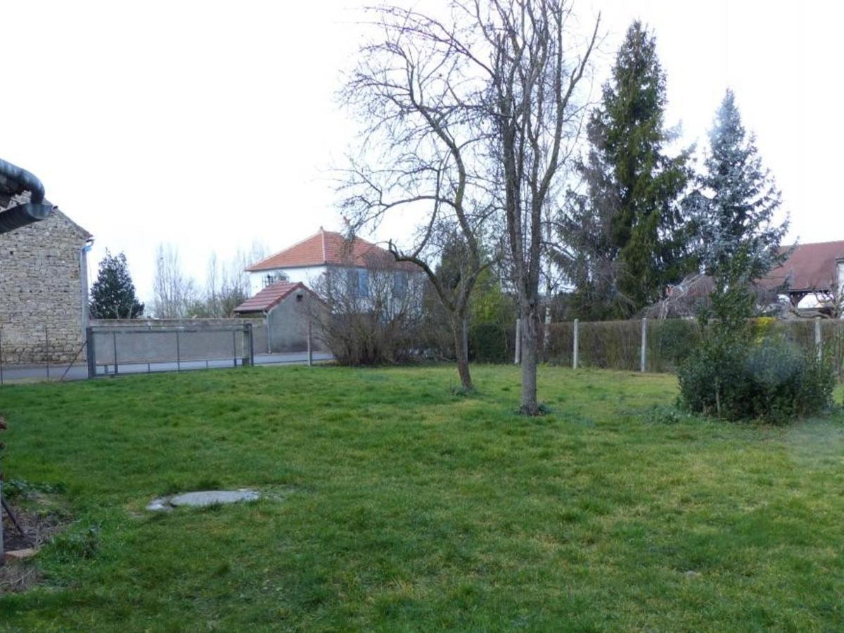 Maison Renovee Avec Cour Privee, Proche De Gannat, 3 Chambres, Animaux Acceptes, Equipements Modernes. - Fr-1-489-37 Poezat Kültér fotó
